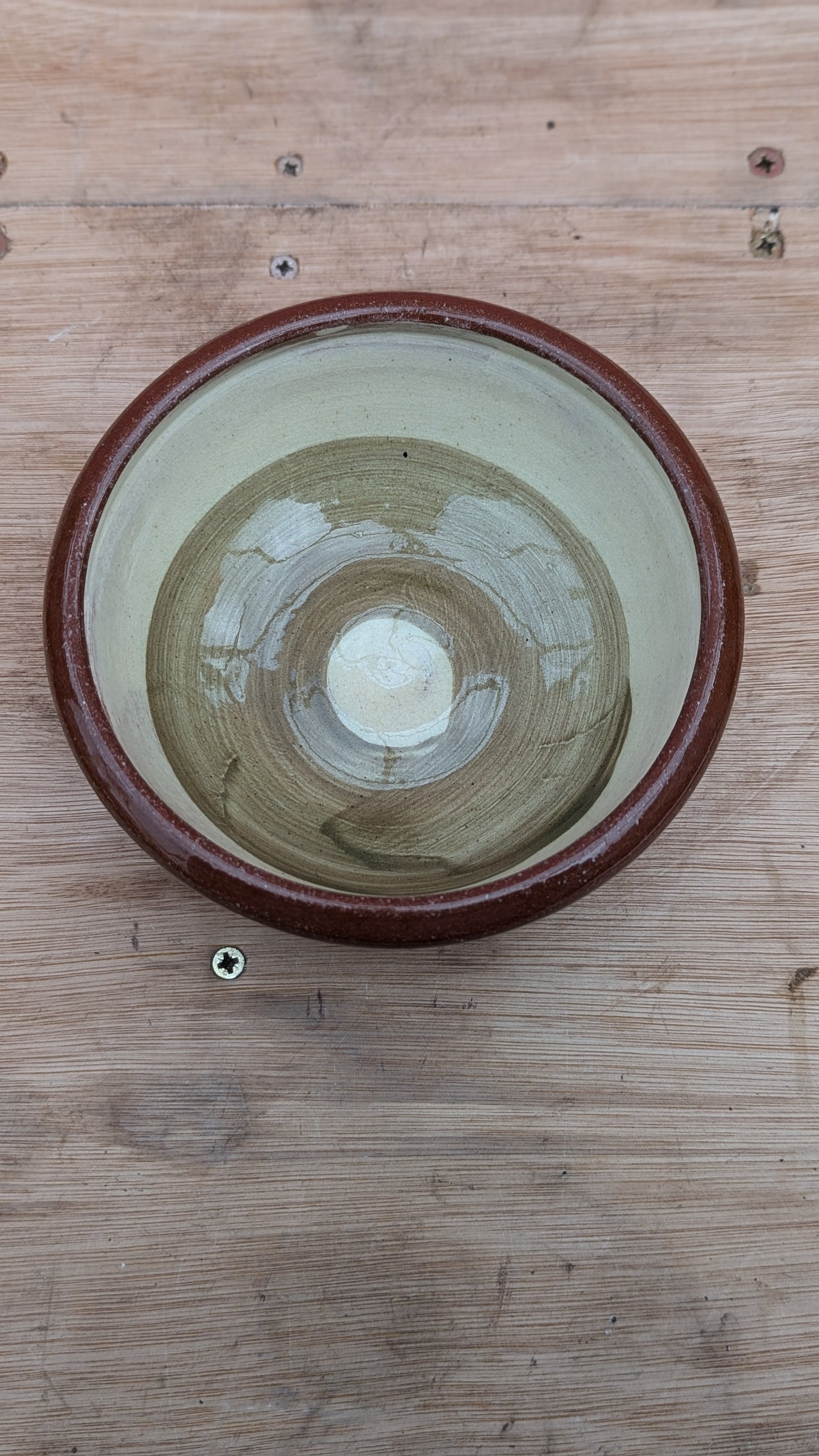 Glazed terracotta bowl olive