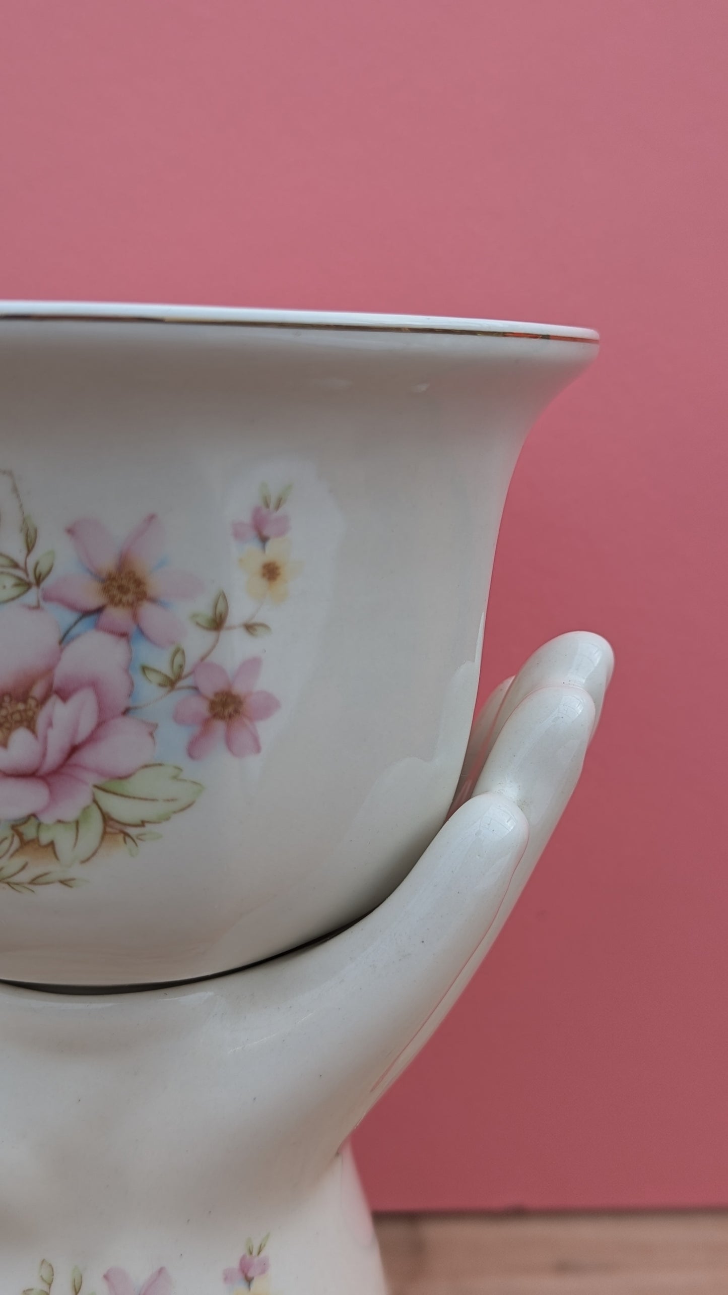 Vintage pot + jardiniere