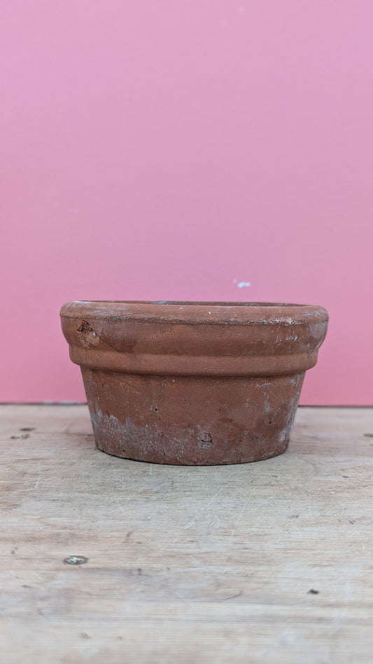 Vintage terracotta pot D - 14cm