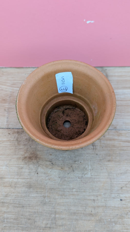 Vintage terracotta pot E - 11cm