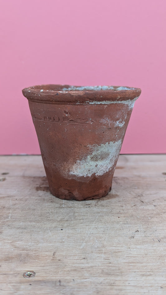 Vintage terracotta pot T - 12cm